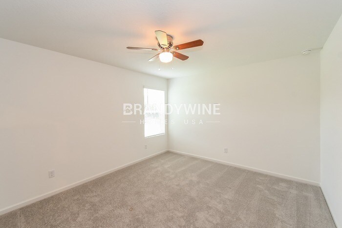 Building Photo - 2893 Grand Finale St