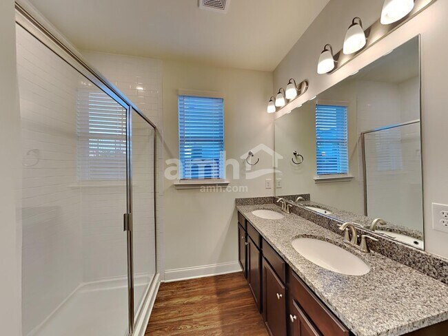 Building Photo - 209 Rivulet Dr