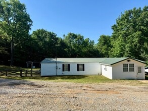 Building Photo - 754 Garrett Creek Loop