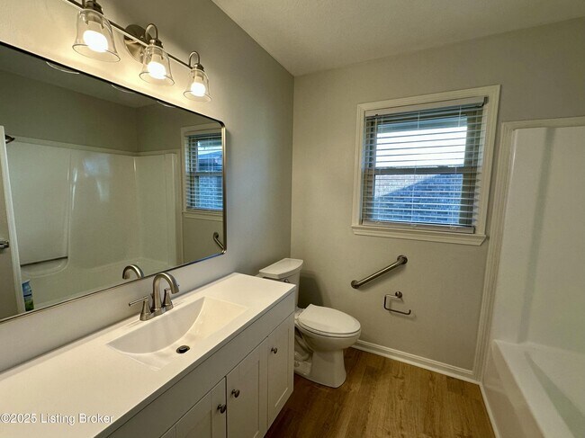 Building Photo - 8806 Tranquil Valley Ln