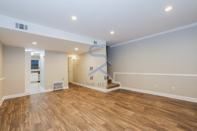 Building Photo - Move in before January 15th and get $100 OFF your rent for the first 3 months — PLUS a $250 Amazo...