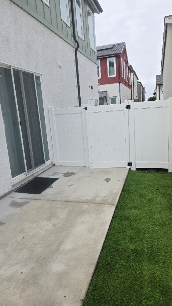 Building Photo - 2456 E Encanto Pso