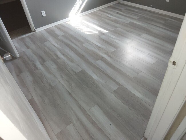 Building Photo - Mathis 8032-36 McKinley