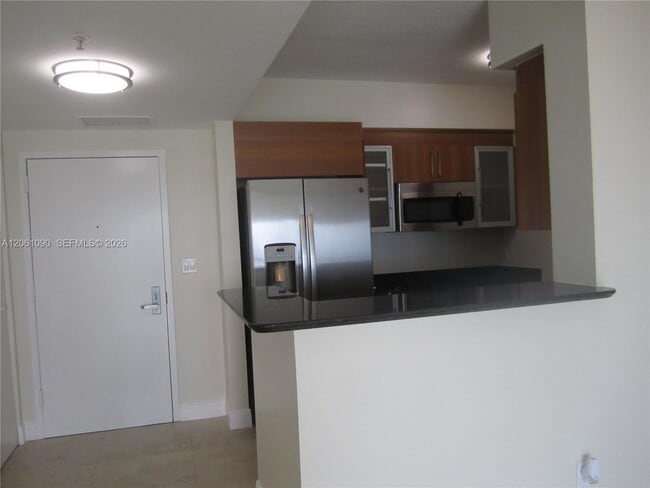Building Photo - 325 S Biscayne Blvd