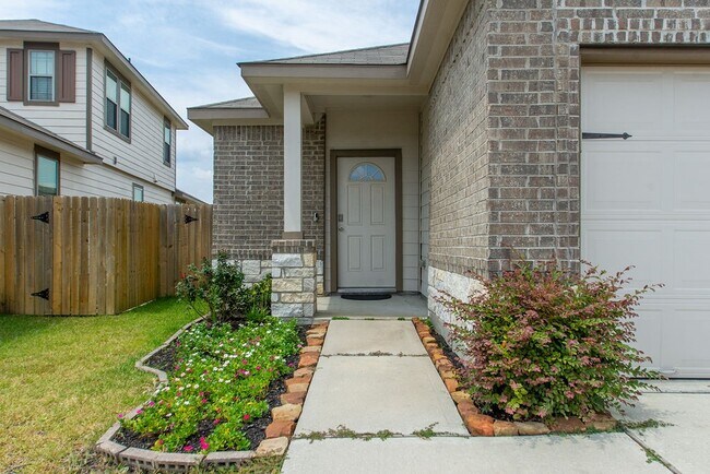 Building Photo - 14657 E Pine Heart Dr