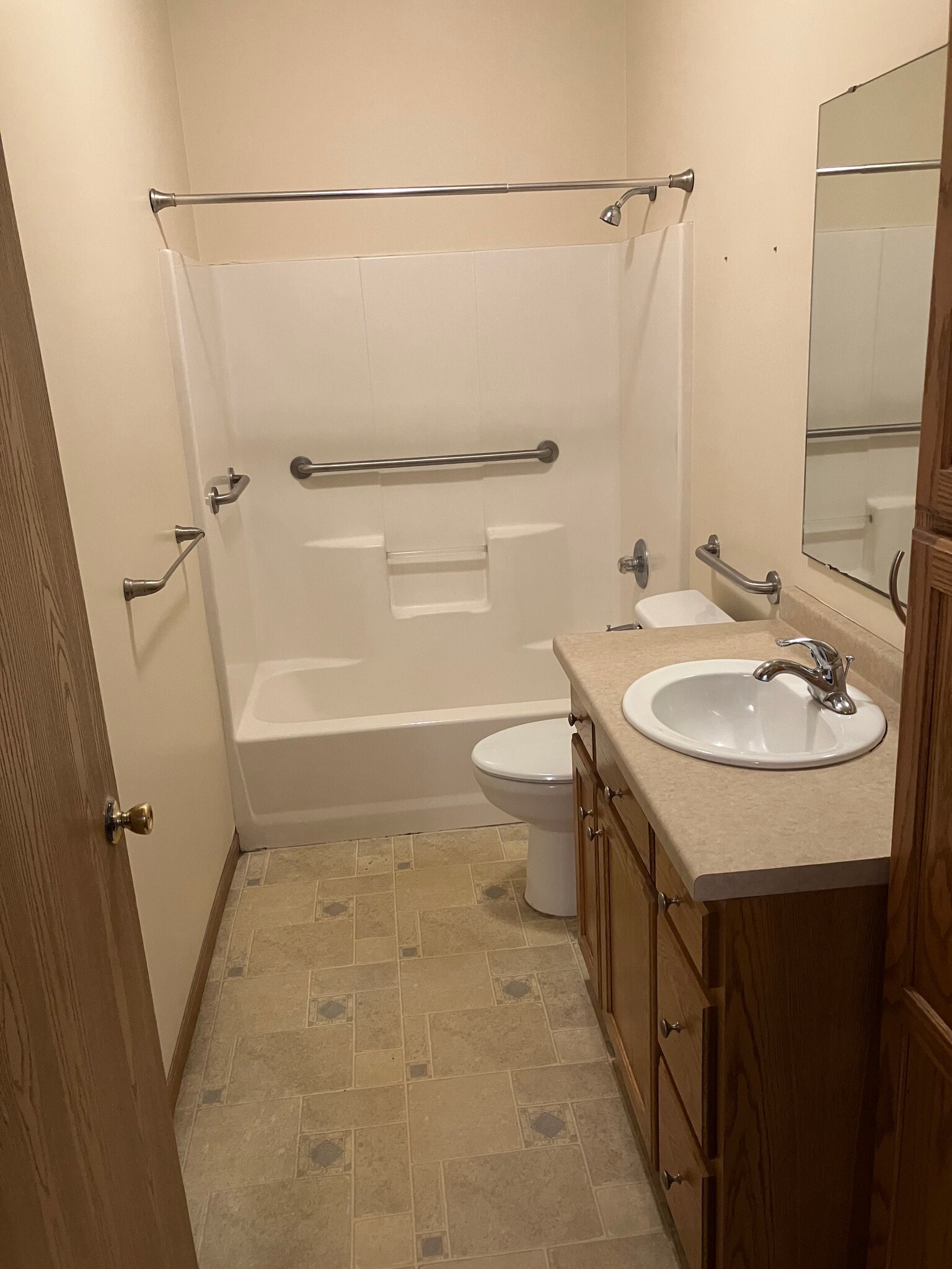 Bathroom - 1005 N Middle St