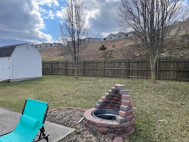 Back Yard, Privacy Hill - 324 Oxford Cir