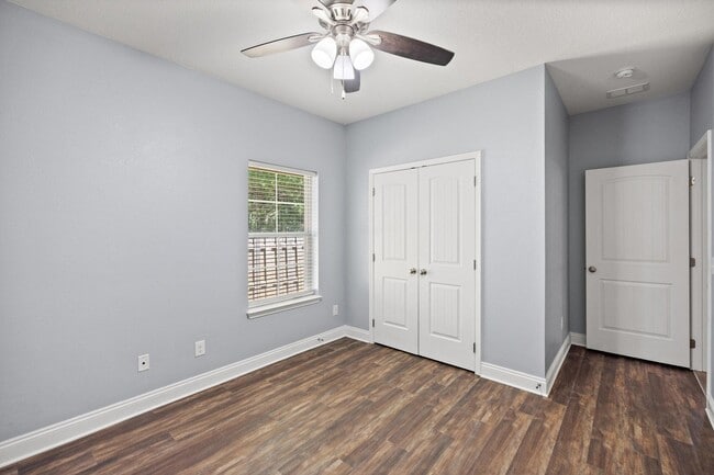 Building Photo - 8393 New Orleans Ct