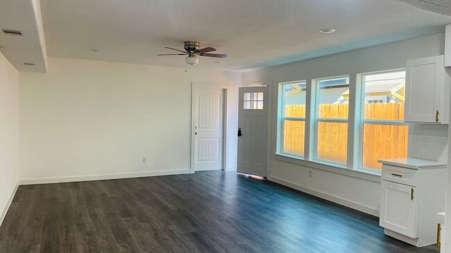 Building Photo - ? Brand-New Duplex – 3 Bedrooms, 2.5 Bathr...