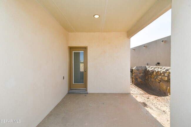 Building Photo - 902 Bromyard