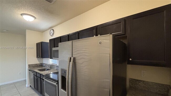 Building Photo - 17170 SW 93rd St