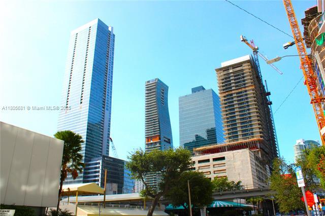 Building Photo - 1300 S Miami Ave