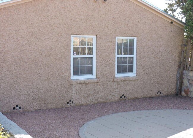 Building Photo - 3531 Jefferson Ave