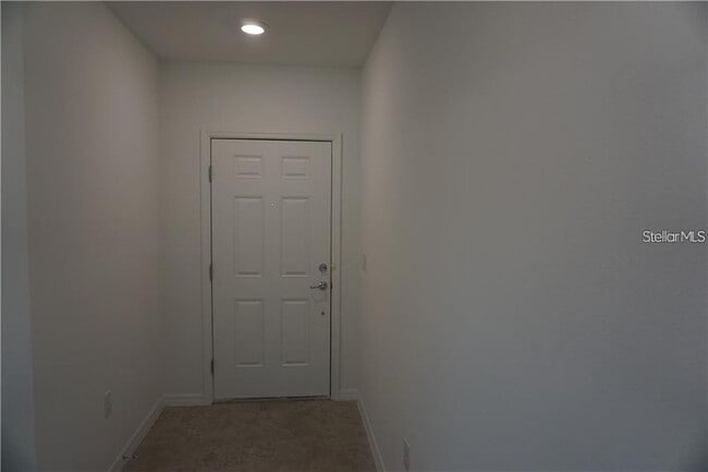 Building Photo - 10155 Grande Lp