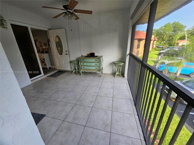 Building Photo - 8600 NW 34th Pl