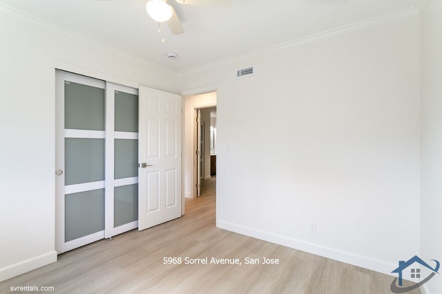 Building Photo - 5968 Sorrel Ave