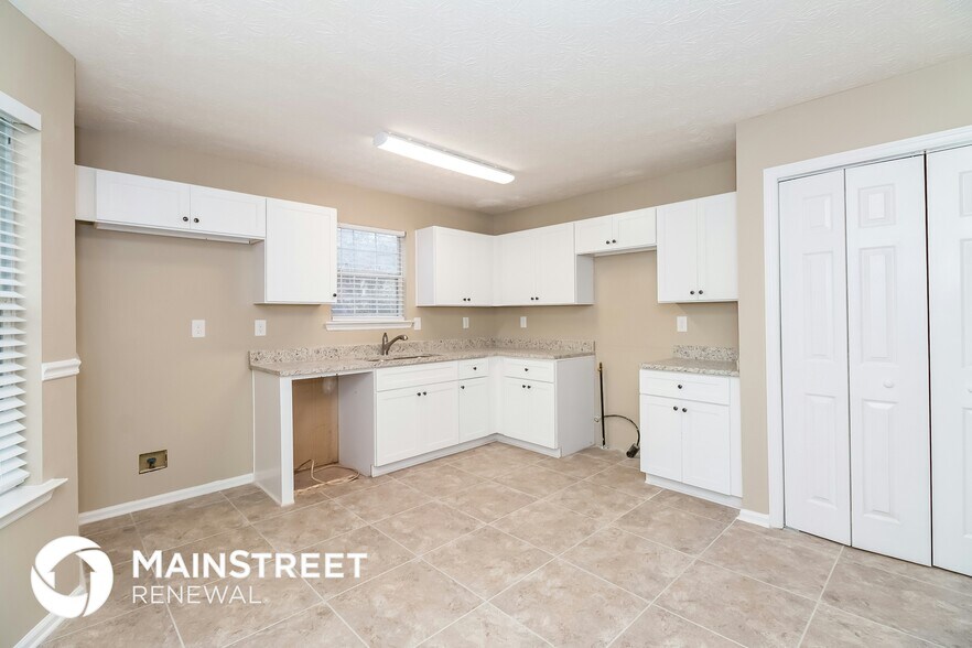 Building Photo - 4237 Sterling Pointe Dr