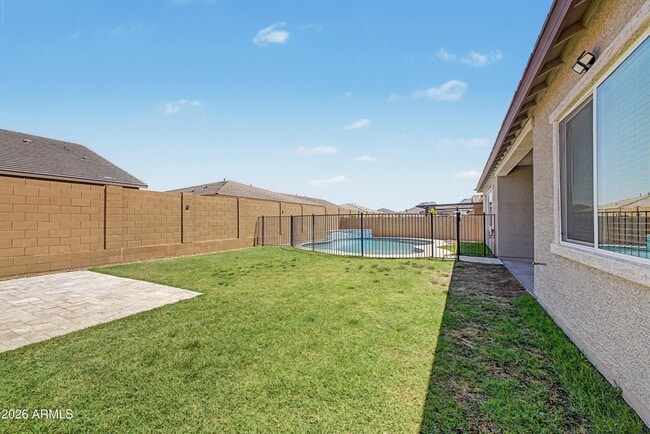 Building Photo - 7646 W Desert Spoon Dr