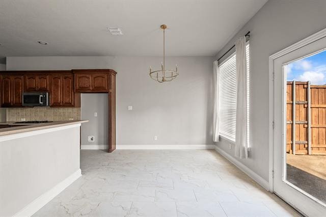 Building Photo - 3680 Roosevelt Dr