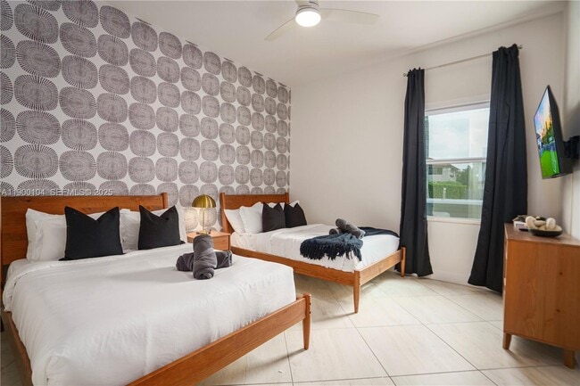 Building Photo - 11 NW 122nd Ave