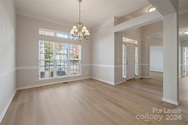 Building Photo - 20309 Northport Dr