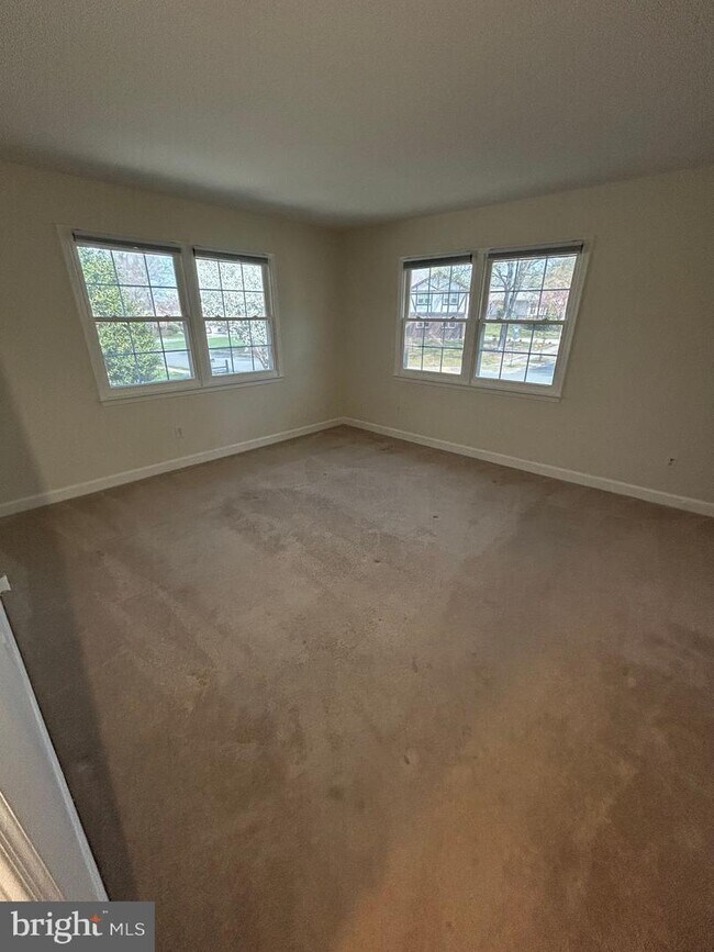 Building Photo - 3816 Ridgelea Dr