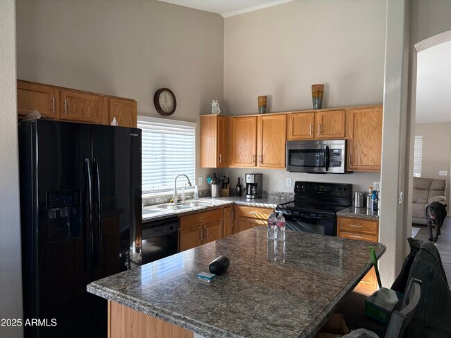 Building Photo - 17901 N 111th Dr