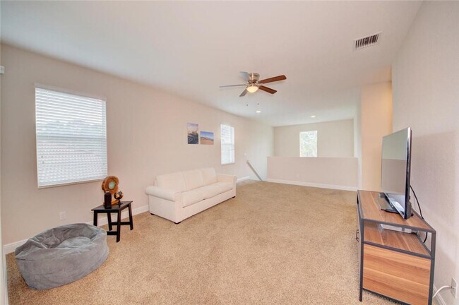 Building Photo - 495 NE Abaca Way