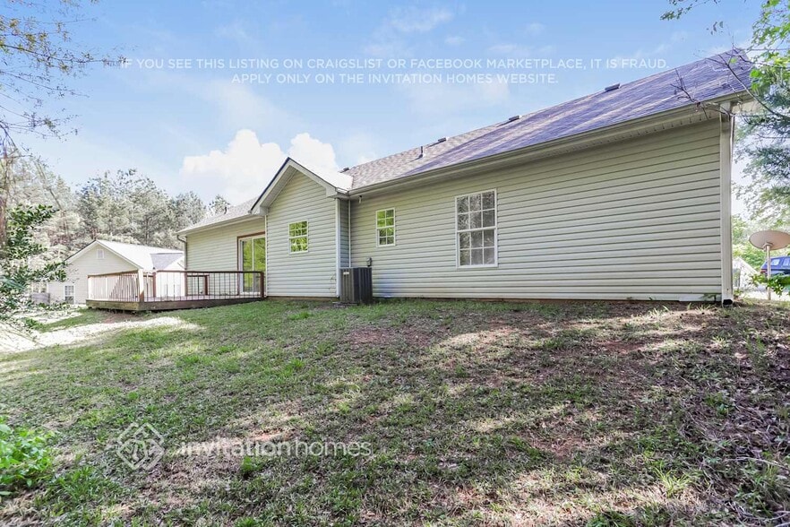 Building Photo - 65 Kenzi Way SW