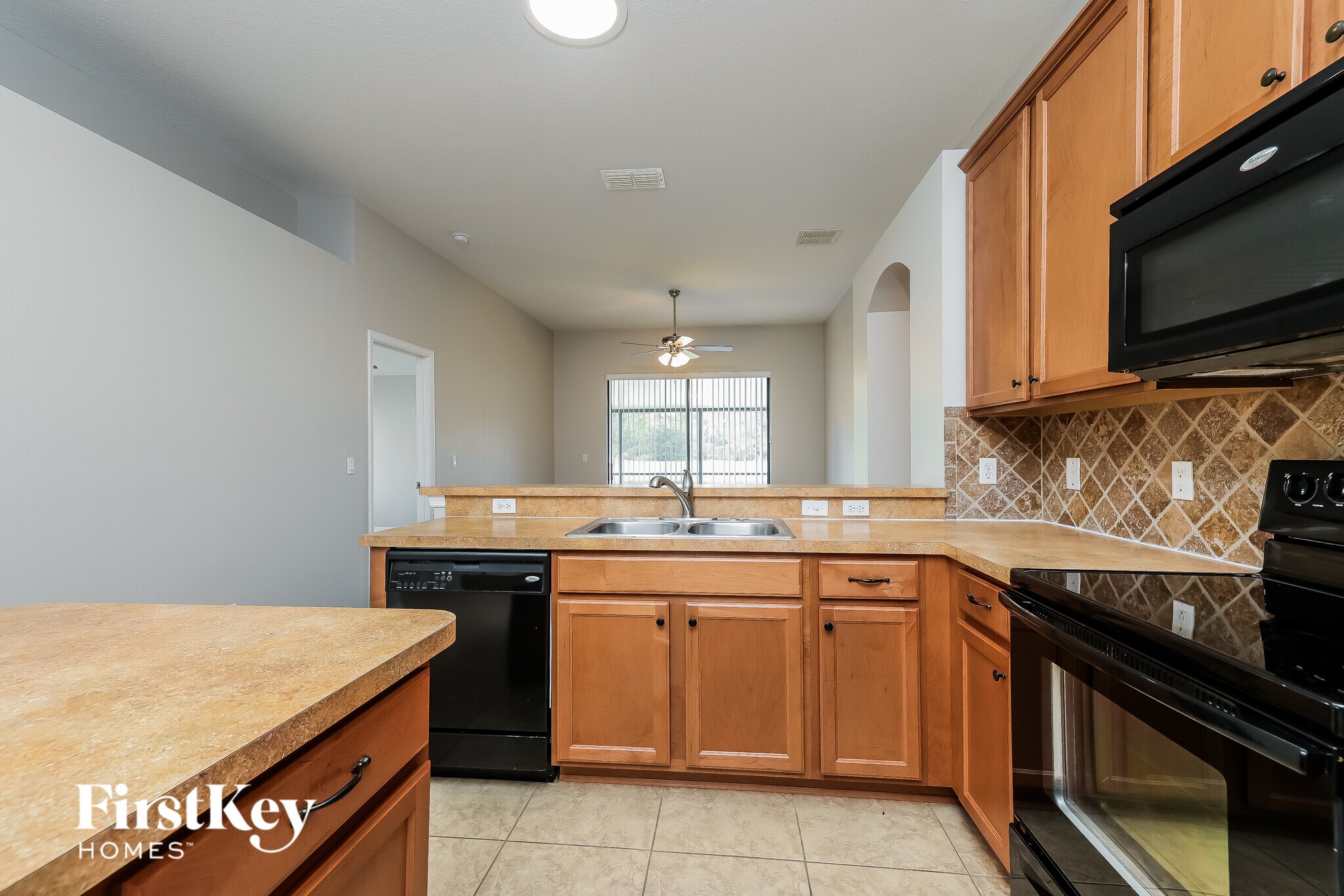 Building Photo - 2708 Eagle Cliff Dr