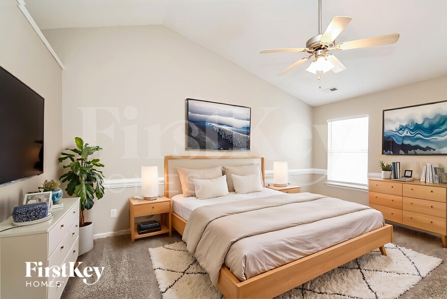 Building Photo - 1428 Paulonia Way