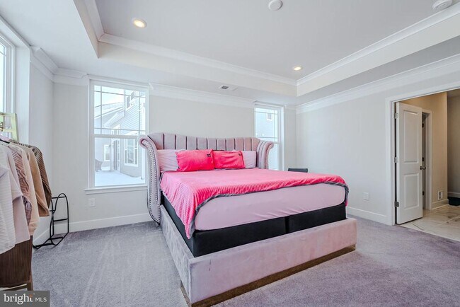 Building Photo - 34238 Graham Cir