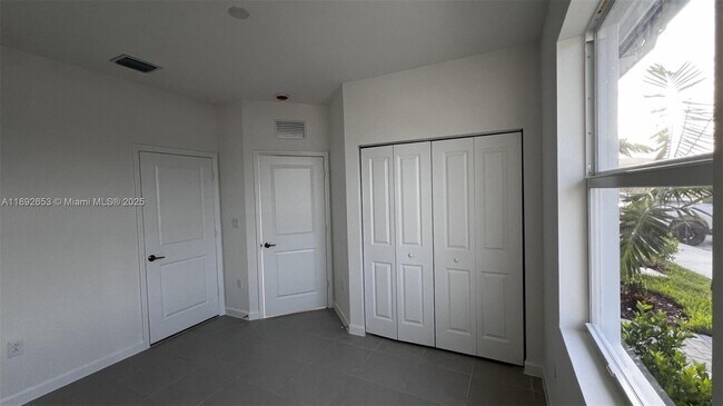 Building Photo - 15583 SW 277th St