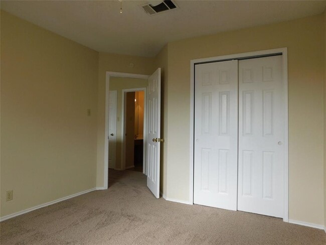 Building Photo - 716 Camp Fire Trail