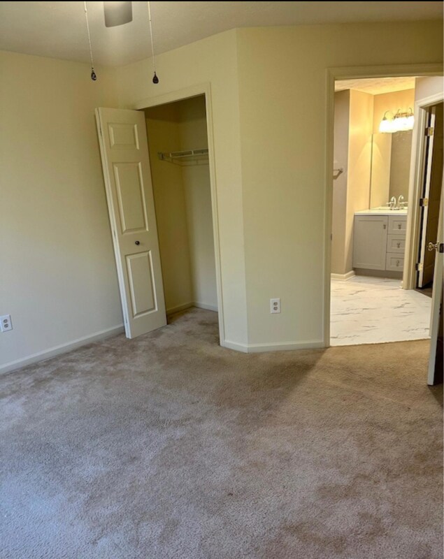 Building Photo - 8009 Township Dr