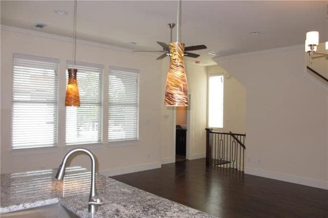 Building Photo - 4223 Wycliff Ave