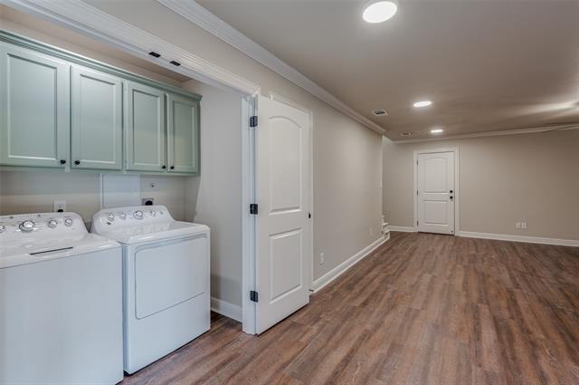 Building Photo - 2208 N Hickory St