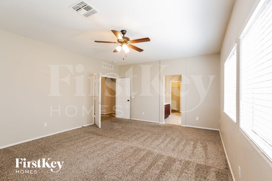Building Photo - 13251 W Boca Raton Rd