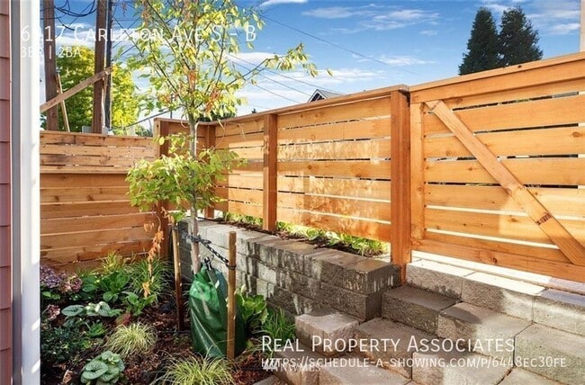 Building Photo - 6917 Carleton Ave S