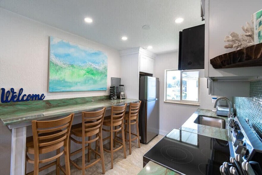 Building Photo - 400 S Atlantic Ave