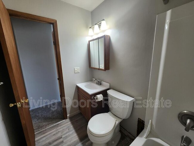 Building Photo - 1311 N 56th St