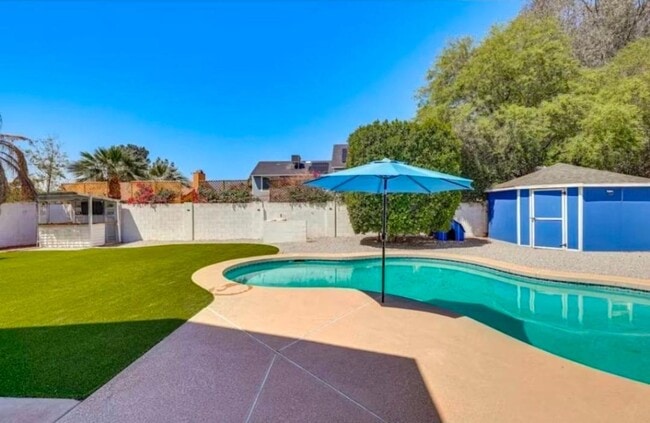 Building Photo - 14810 N 50th St