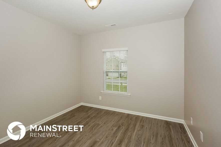Building Photo - 10422 Kempsford Dr