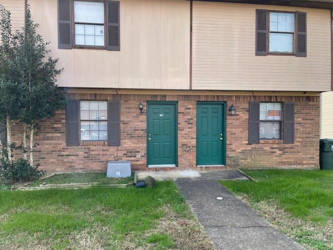 Primary Photo - Stateline