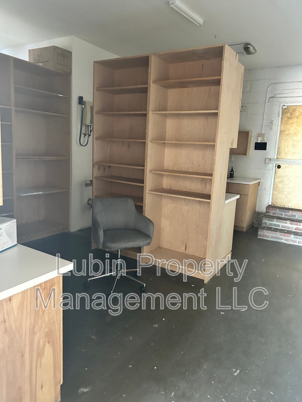 Building Photo - 2613 Broad Ave