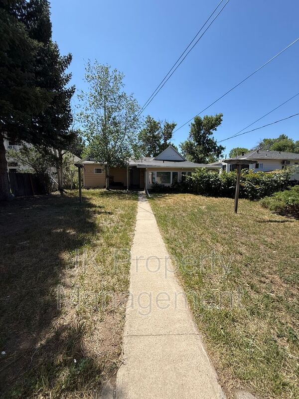 Building Photo - 2213 7th Ave N
