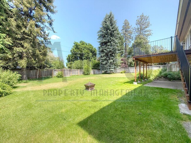 Building Photo - South Hill Red Brick Rancher