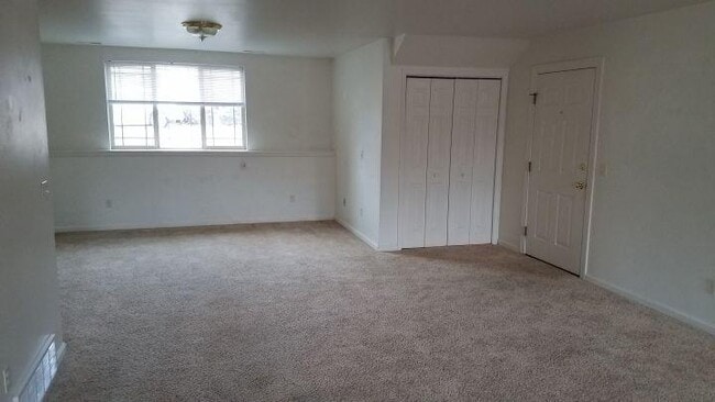 Building Photo - 2 bedroom in Billings MT 59102