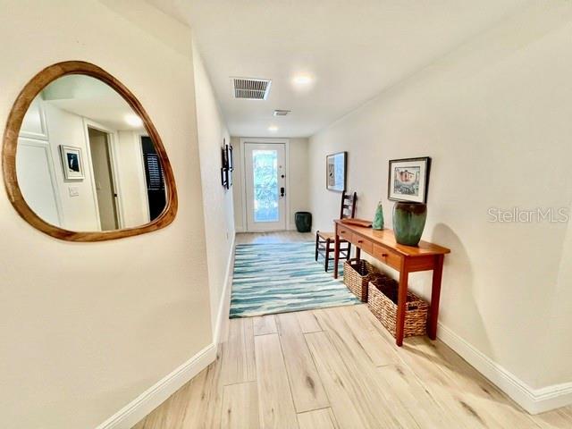 Building Photo - 3280 S Shore Dr