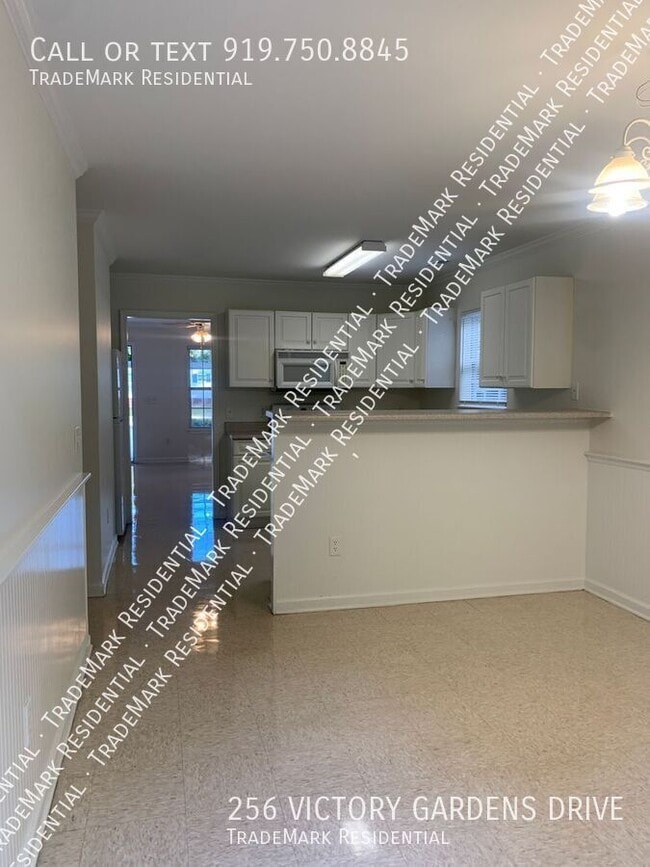 Building Photo - 256 Victory Gardens Dr